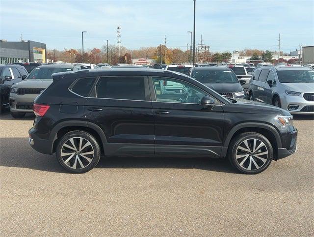 2024 Volkswagen Taos 1.5T SE