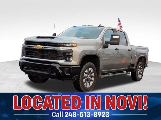 2024 Chevrolet Silverado 2500HD 4WD Crew Cab Standard Bed Custom