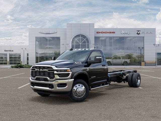 2026 RAM 5500 Chassis RAM 5500 BIG HORN CHASSIS REGULAR CAB 4X2 120 CA