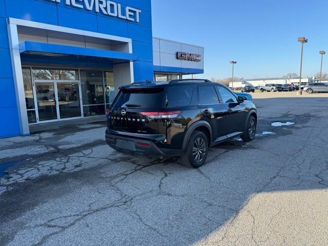2024 Nissan Pathfinder SV 4WD