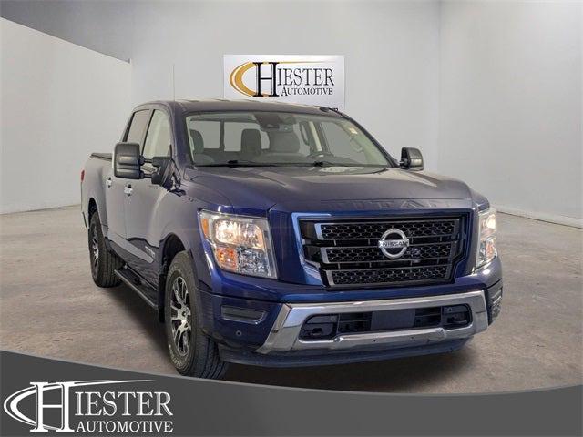 2021 Nissan TITAN Crew Cab SV 4x2