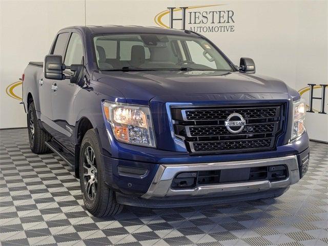2021 Nissan TITAN Crew Cab SV 4x2
