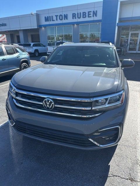 2021 Volkswagen Atlas Cross Sport 3.6L V6 SE w/Technology R-Line 2021 Volkswagen Atlas Cross Sport 3.6L V6 SE w/Technology R-Line