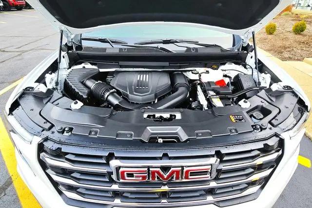 2026 GMC Acadia Elevation FWD