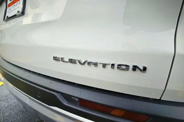 2026 GMC Acadia Elevation FWD
