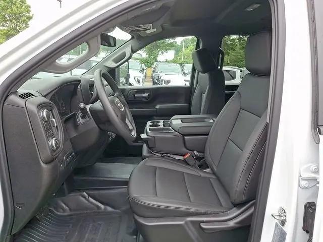 2026 GMC Sierra 2500HD Double Cab, Standard Bed, Pro, RWD