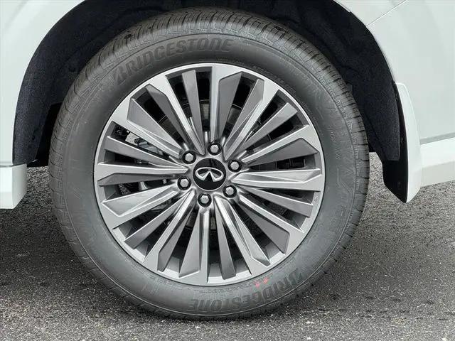 2026 INFINITI QX80 LUXE AWD