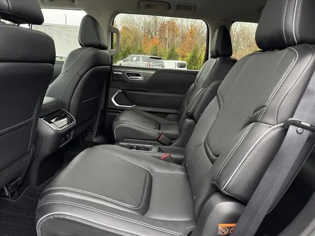 2026 INFINITI QX80 LUXE AWD