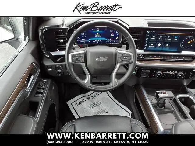 2023 Chevrolet Silverado 1500 4WD Crew Cab Short Bed RST