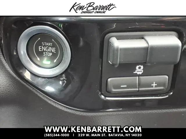 2023 Chevrolet Silverado 1500 4WD Crew Cab Short Bed RST