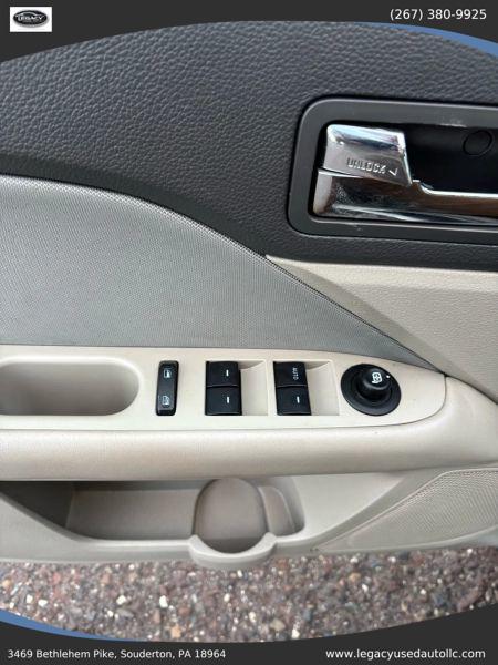 2012 Ford Fusion S