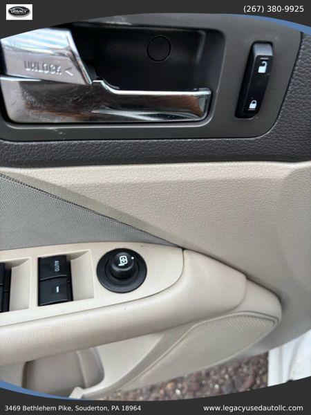 2012 Ford Fusion S