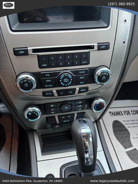2012 Ford Fusion S