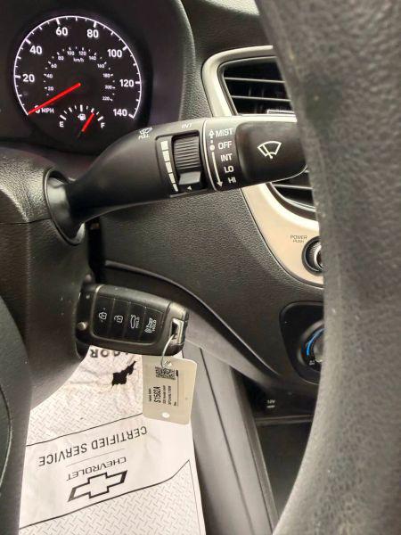 2020 Hyundai Accent SE