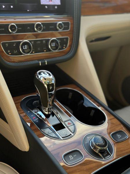 2023 Bentley Bentayga Azure