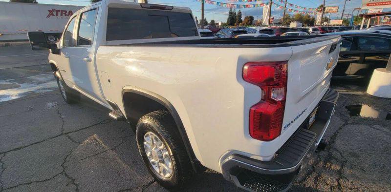 2022 Chevrolet Silverado 2500HD 4WD Crew Cab Standard Bed LT