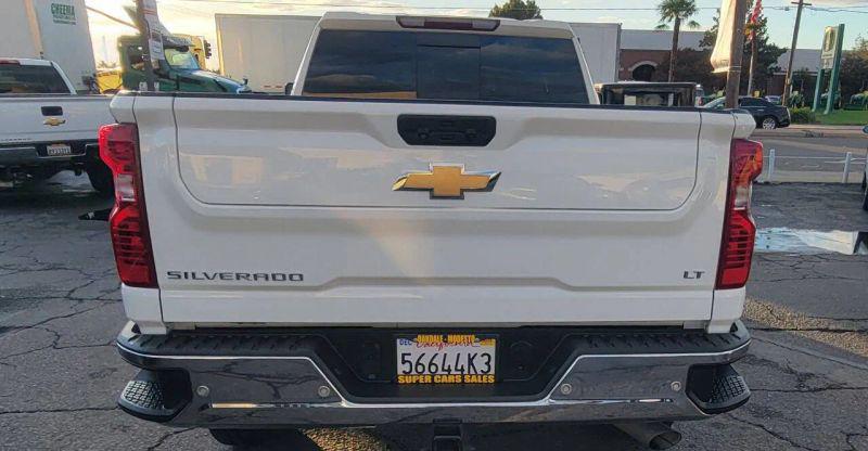 2022 Chevrolet Silverado 2500HD 4WD Crew Cab Standard Bed LT
