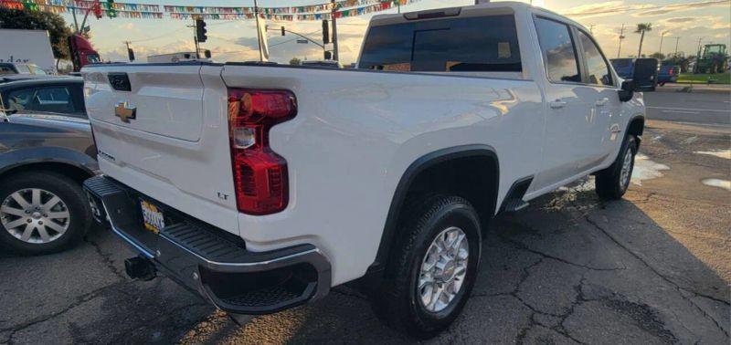 2022 Chevrolet Silverado 2500HD 4WD Crew Cab Standard Bed LT