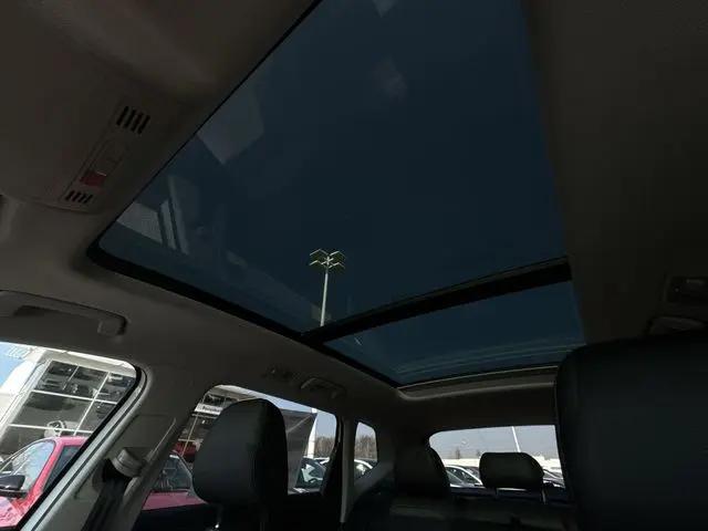 2026 Volkswagen Taos SE Black
