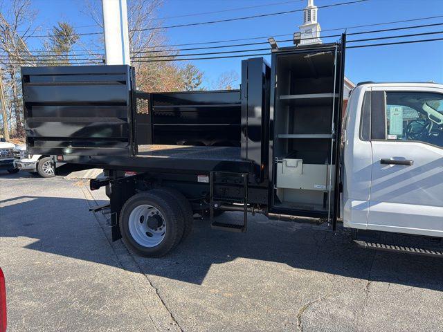 2025 Ford F-550 XL
