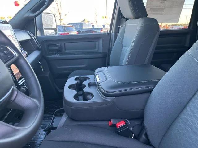 2026 Ram 3500 Chassis Cab Tradesman/Big Horn