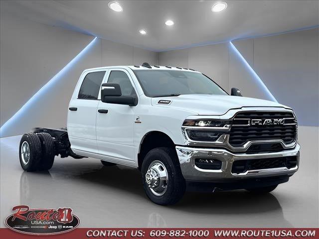 2026 RAM Ram 3500 Chassis Cab RAM 3500 TRADESMAN CREW CAB CHASSIS 4X4 60 CA 2026 RAM Ram 3500 Chassis Cab RAM 3500 TRADESMAN CREW CAB CHASSIS 4X4 60 CA