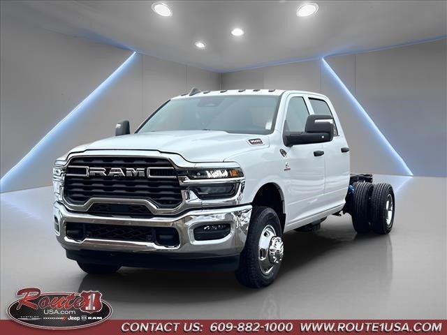 2026 RAM Ram 3500 Chassis Cab RAM 3500 TRADESMAN CREW CAB CHASSIS 4X4 60 CA 2026 RAM Ram 3500 Chassis Cab RAM 3500 TRADESMAN CREW CAB CHASSIS 4X4 60 CA