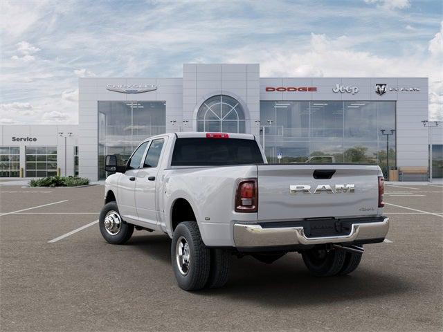 2026 RAM Ram 3500 RAM 3500 TRADESMAN CREW CAB 4X4 8 BOX
