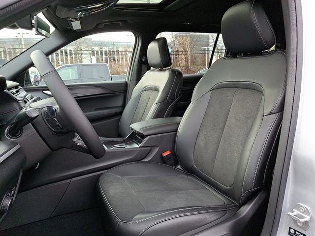 2025 Jeep Grand Cherokee L Altitude X 4x4
