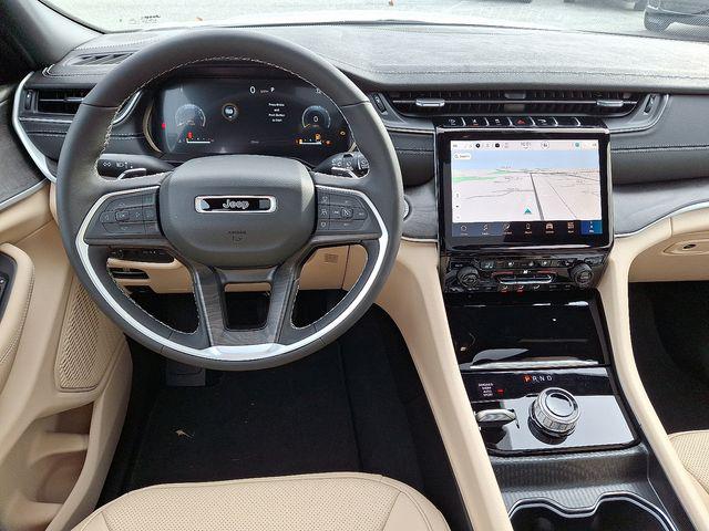 2025 Jeep Grand Cherokee L Limited 4x4