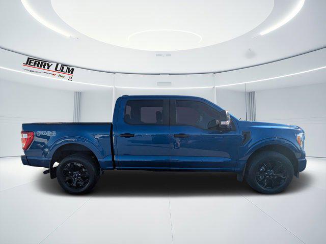 2022 Ford F-150 XL 2022 Ford F-150 XL