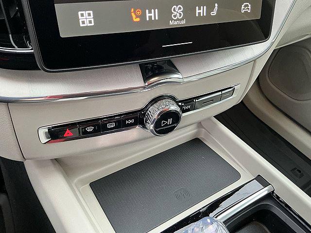 2026 Volvo XC60 Plug-In Hybrid Ultra, T8 AWD Electric/Gasoline, Dark