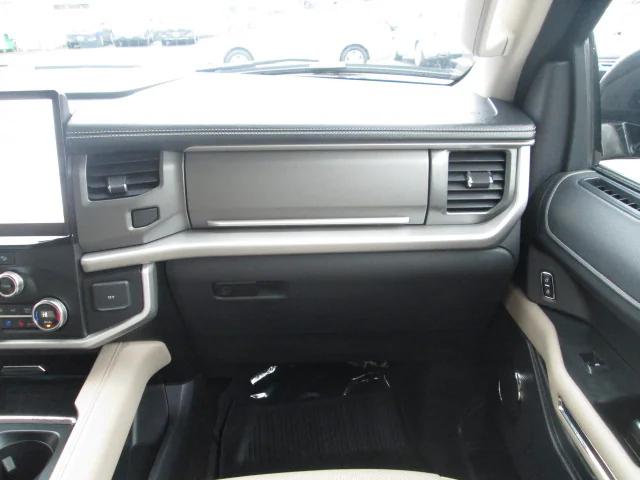 2023 Ford Expedition XLT MAX