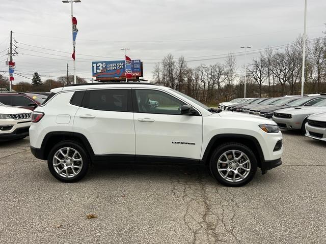 2024 Jeep Compass Latitude Lux FWD