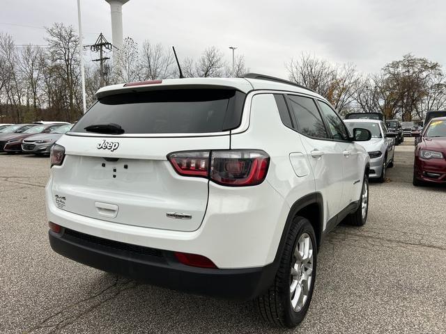 2024 Jeep Compass Latitude Lux FWD