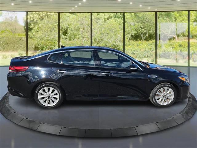 2018 Kia Optima S 2018 Kia Optima S