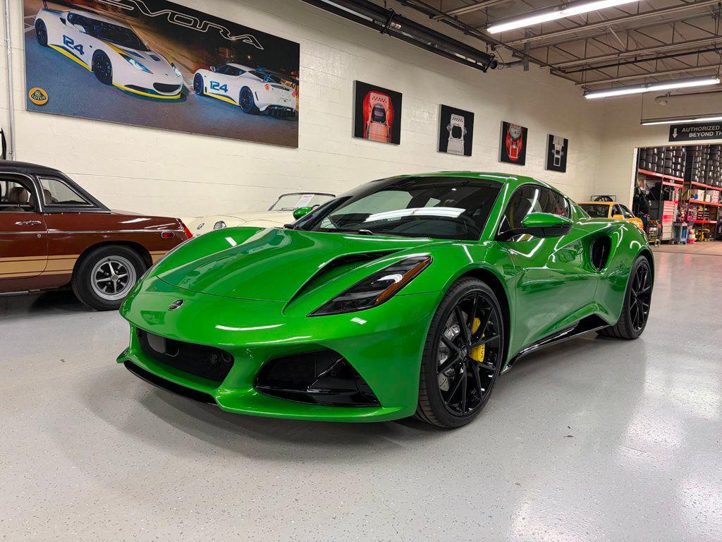 2026 Lotus Emira Turbo SE's photo