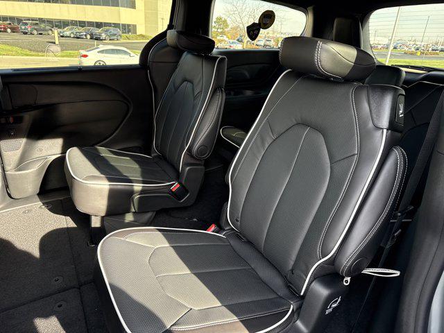 2026 Chrysler Pacifica Limited AWD