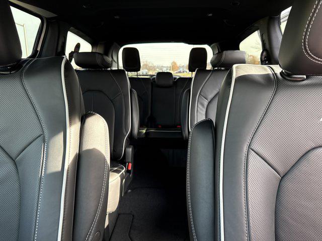 2026 Chrysler Pacifica Limited AWD