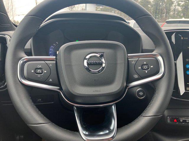 2026 Volvo XC40 B5 Ultra Black Edition