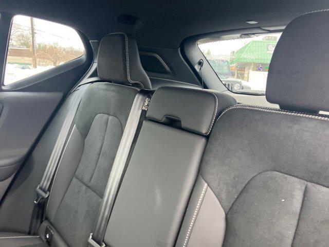 2026 Volvo XC40 B5 Ultra Black Edition