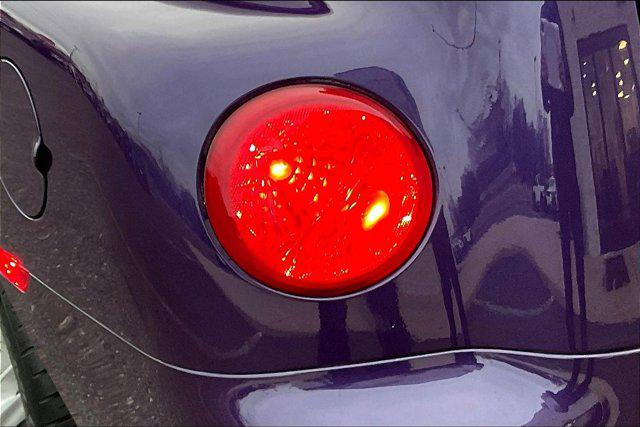 2004 Chevrolet SSR LS