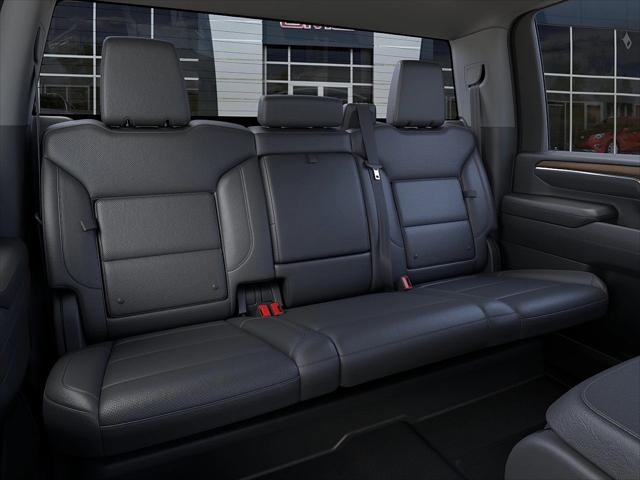 2026 GMC Sierra 2500HD Crew Cab, Standard Bed, SLT, 4WD