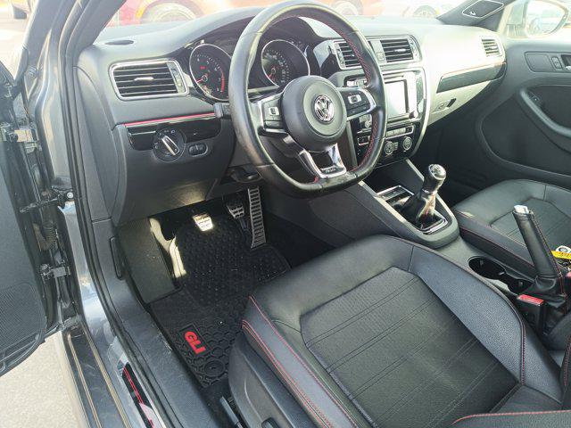 2016 Volkswagen Jetta 2.0T GLI SE