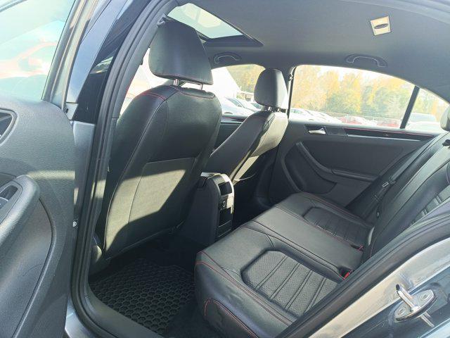 2016 Volkswagen Jetta 2.0T GLI SE