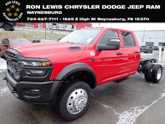 2026 RAM Ram 5500 Chassis Cab RAM 5500 TRADESMAN CHASSIS CREW CAB 4X4 60 CA