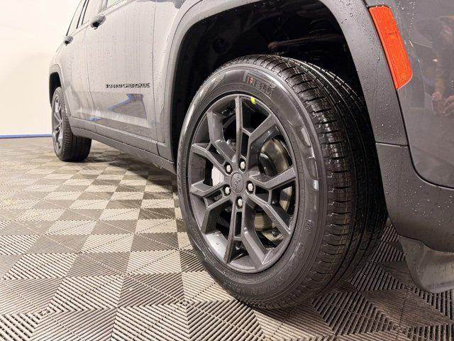 2025 Jeep Grand Cherokee GRAND CHEROKEE LIMITED 4X4 2025 Jeep Grand Cherokee GRAND CHEROKEE LIMITED 4X4