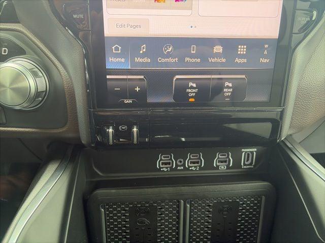 2026 Ram 1500 Laramie Crew Cab 4x4 5'7" Box
