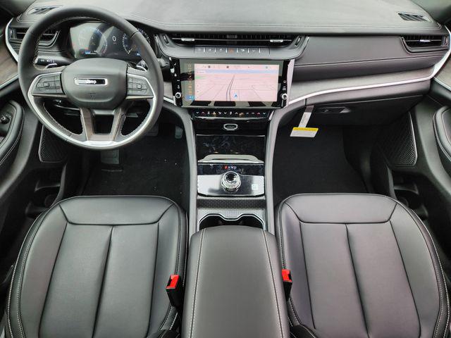 2026 Jeep Grand Cherokee Limited 4x2