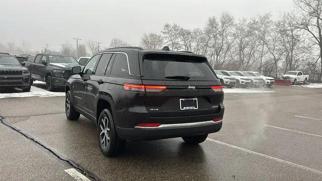 2025 Jeep Grand Cherokee GRAND CHEROKEE LIMITED 4X4